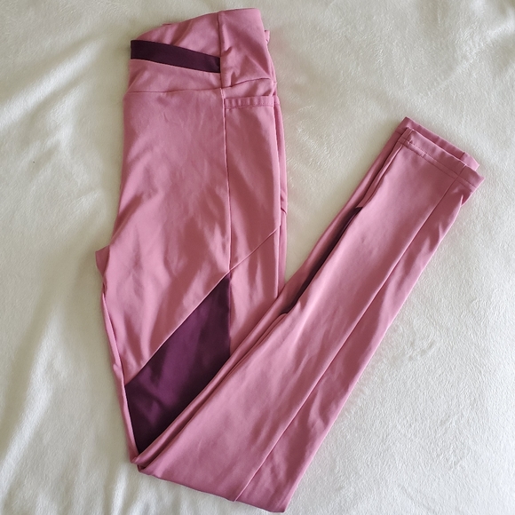 SOLD Gymshark asymmetric leggings XS - Picture 2 of 5